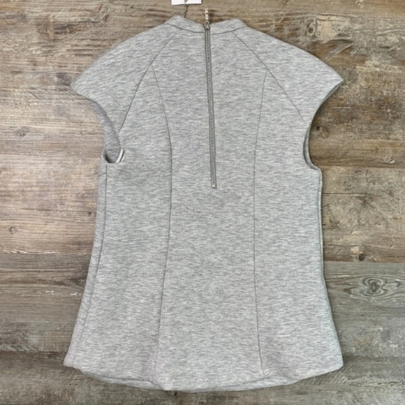 ZARA CAP SLEEVE ZIP BACK MODERN STRUCTURED SCUBA TOP WITH POCKETS - Picture 8 of 8